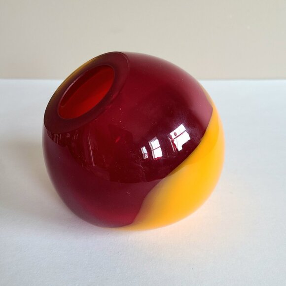 Murano(?) red yellow asymmetrical round organic contemporary design shape vase. - Picture 2 of 10